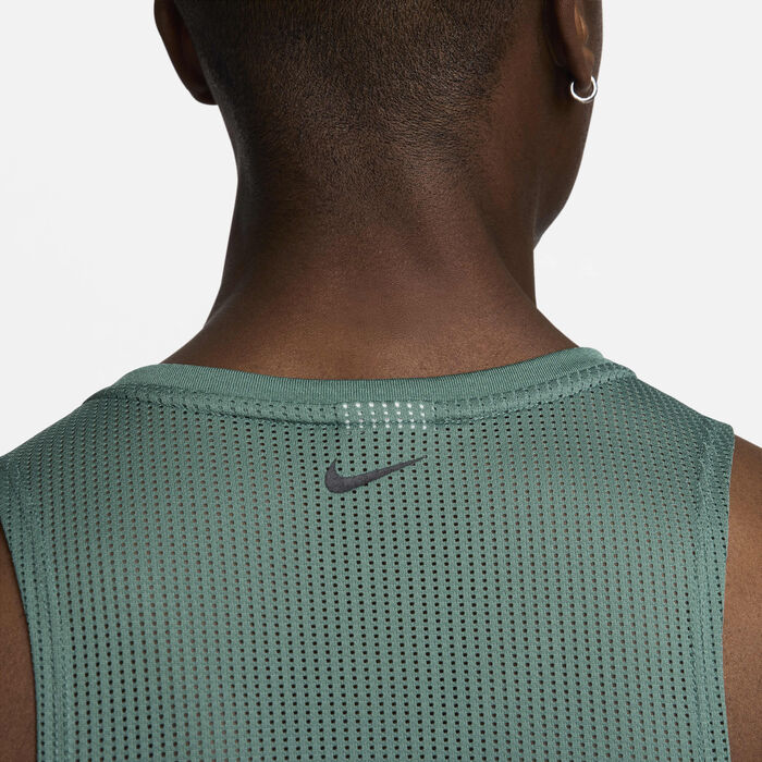 Nike Men's Rise 365 Running Division Dri-FIT Running Tank Top Green Nike Men's Rise 365 Running Division Dri-FIT Running Tank Top Green image number 5