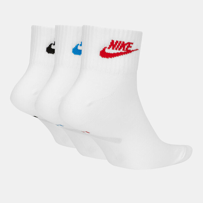 Nike Sportswear Everyday Essential Ankle Socks (3 Pack) Multi-Color Nike Sportswear Everyday Essential Ankle Socks (3 Pack) Multi-Color image number 1