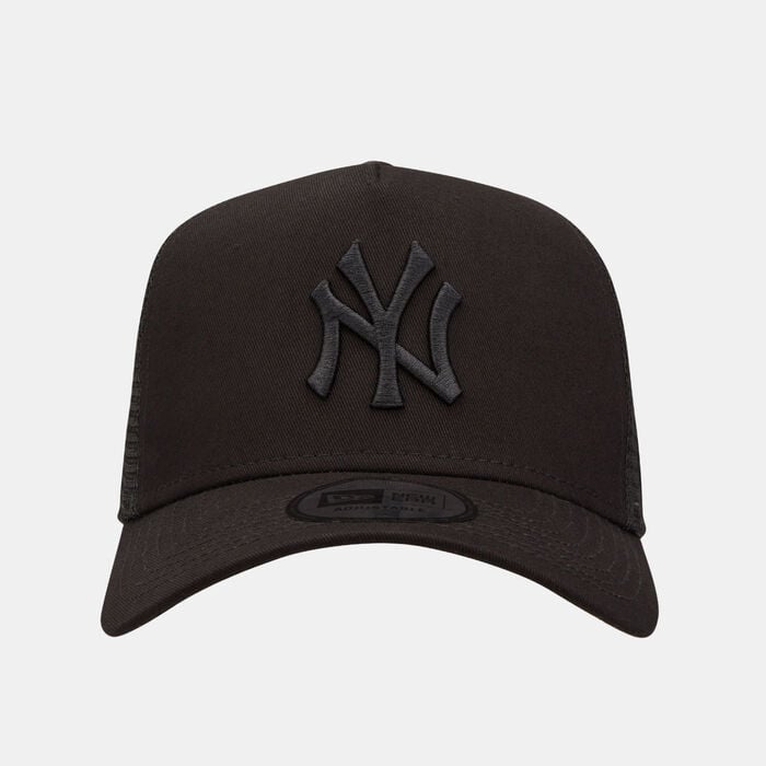 New Era Men's Clean Trucker New York Yankees Cap Black New Era Men's Clean Trucker New York Yankees Cap Black image number 0