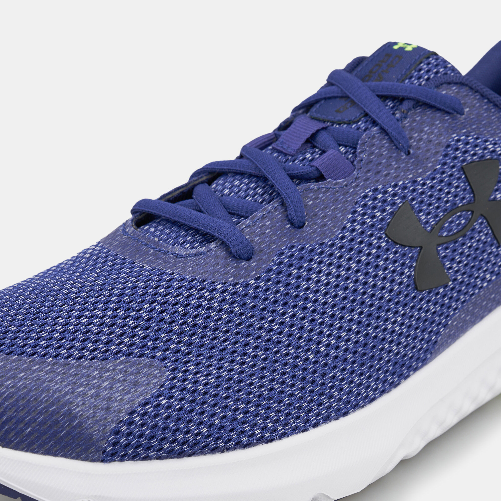 Men's ua charged rogue outlet wide 4e running shoes