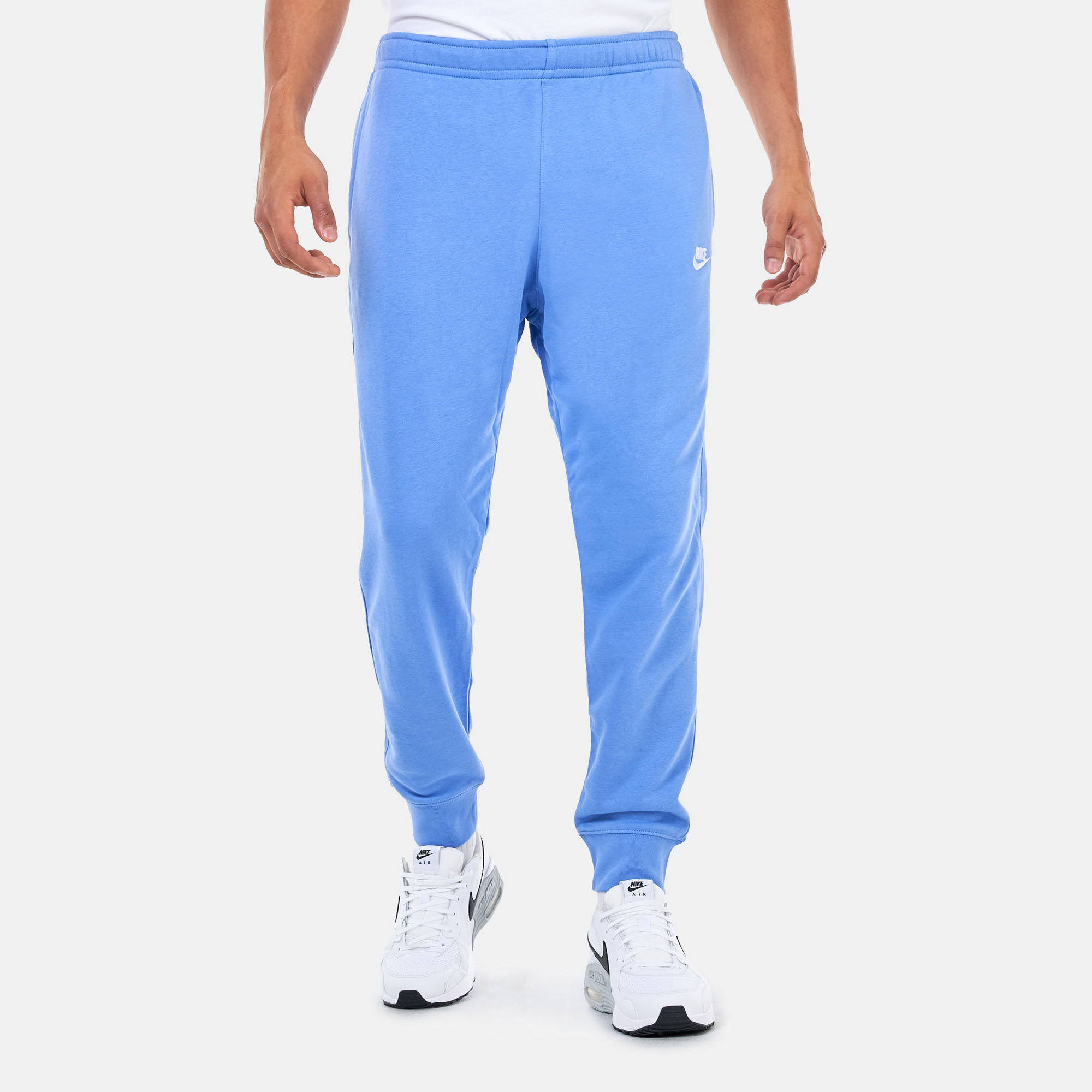 Nike men's sportswear club lightweight jogger sweatpants hot sale
