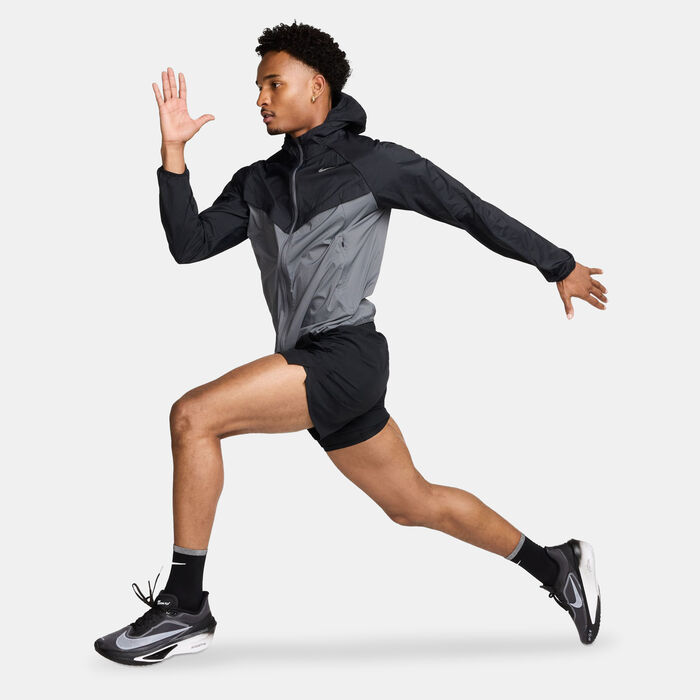 Nike Men's Stride Repel UV Running Jacket Grey Nike Men's Stride Repel UV Running Jacket Grey image number 2