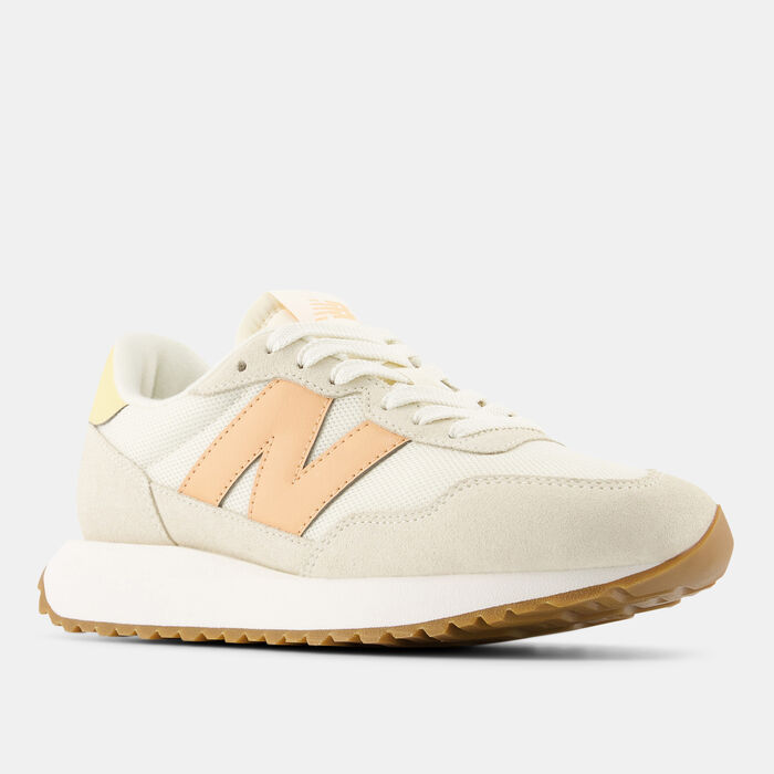 New Balance Women's 237 Shoes Beige New Balance Women's 237 Shoes Beige image number 1