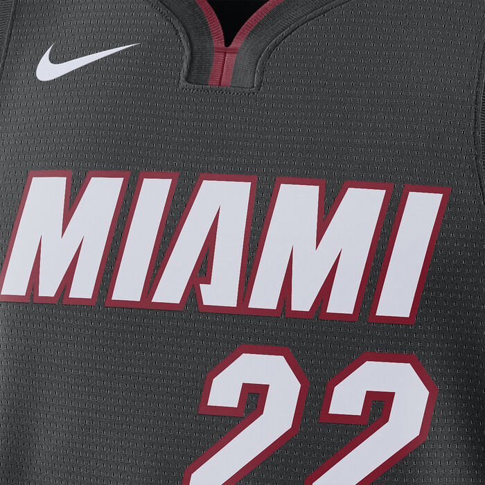 Nike Men's 22/23 NBA Miami Heat Jimmy Butler Icon Edition Swingman Basketball Jersey Black image number 2