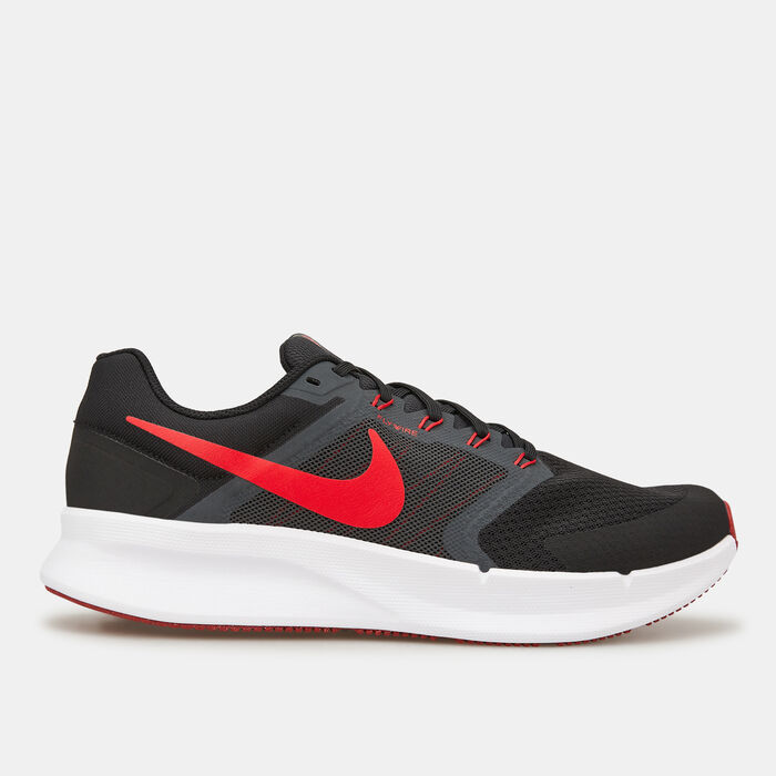 Nike Men's Run Swift 3 Road Running Shoe Black Nike Men's Run Swift 3 Road Running Shoe Black image number 0