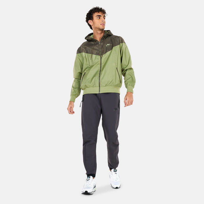 Nike Men's Sportswear Windrunner Hooded Jacket Green image number 2