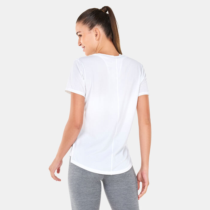 Nike Women's Dri-FIT UV One Luxe T-Shirt Black Nike Women's Dri-FIT UV One Luxe T-Shirt Black image number 1