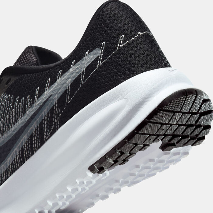 Nike Women's Run Defy Road Running Shoes Black Nike Women's Run Defy Road Running Shoes Black image number 6