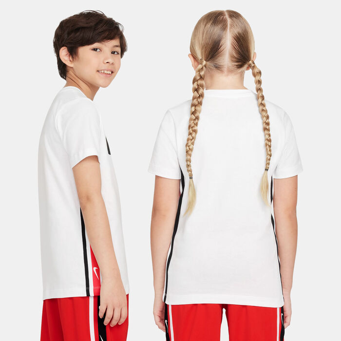 Nike Kids' Sportswear T-Shirt (Older Kids) White Nike Kids' Sportswear T-Shirt (Older Kids) White image number 1