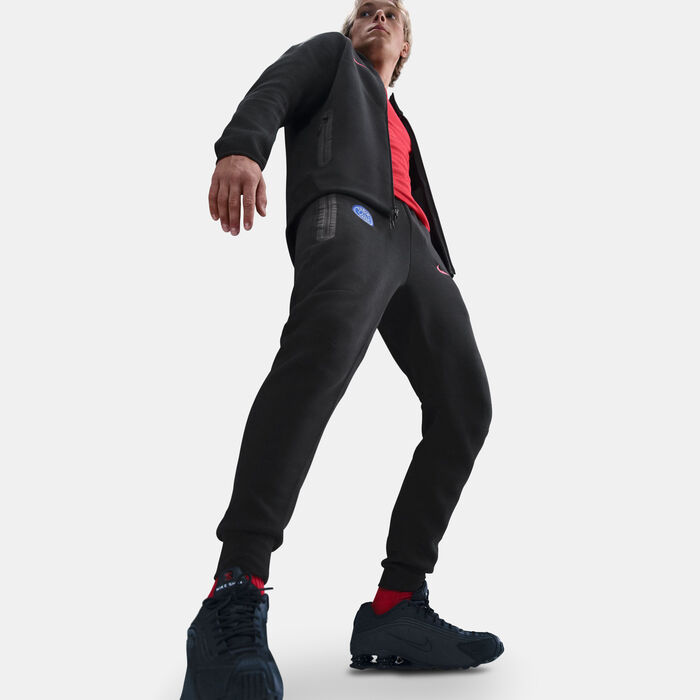 Nike Men's Paris Saint-Germain Tech Total 90 Joggers Black Nike Men's Paris Saint-Germain Tech Total 90 Joggers Black image number 5