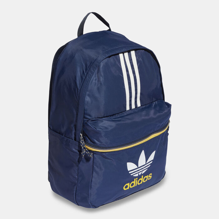 Buy adidas Men\'s Adicolor Archive Backpack Multi-Color in KSA -SSS | Rucksäcke