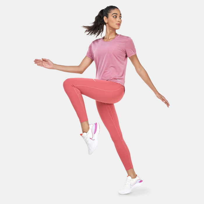 Nike Women's Dri-FIT One Breathe Training T-Shirt Pink Nike Women's Dri-FIT One Breathe Training T-Shirt Pink image number 2