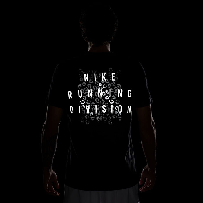 Nike Men's Dri-FIT Running T-Shirt Black Nike Men's Dri-FIT Running T-Shirt Black image number 3