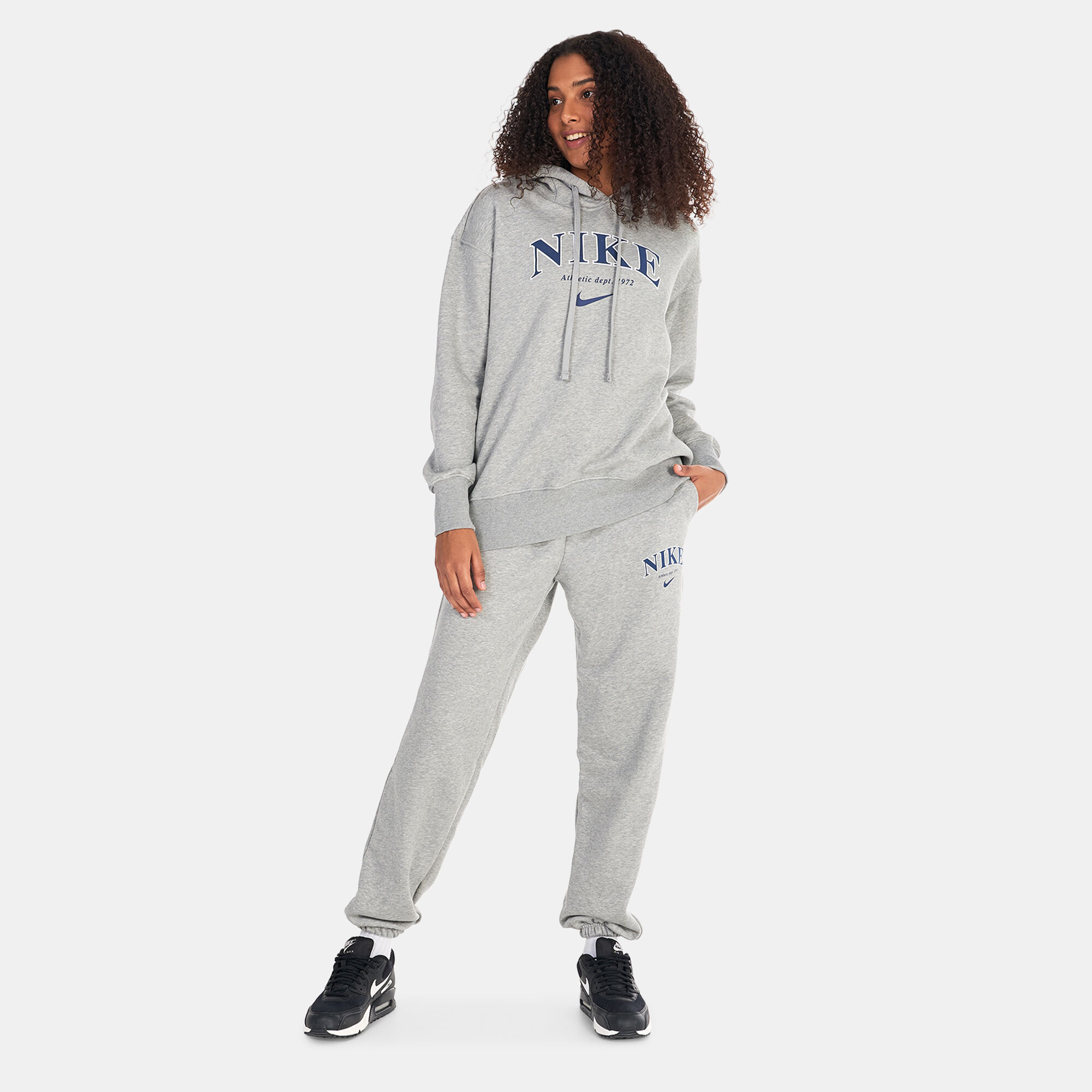 Grey nike 2025 tracksuit womens