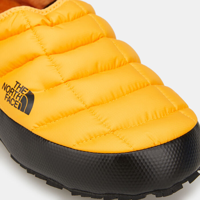 The North Face Men's ThermoBall™ V Traction Winter Mules yellow The North Face Men's ThermoBall™ V Traction Winter Mules yellow image number 4