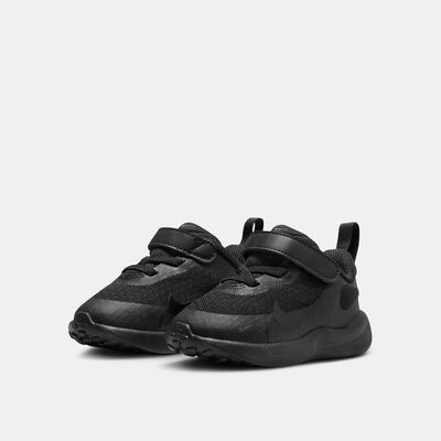 Nike Kids' Revolution 7 Shoes Black