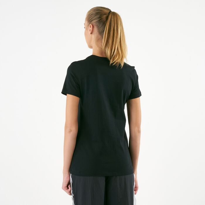 Nike Women's Sportswear Essential T-Shirt Black image number 1