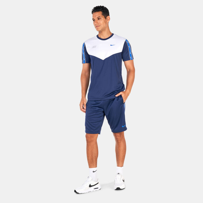 Nike Men's Sportswear Repeat T-Shirt Blue image number 2