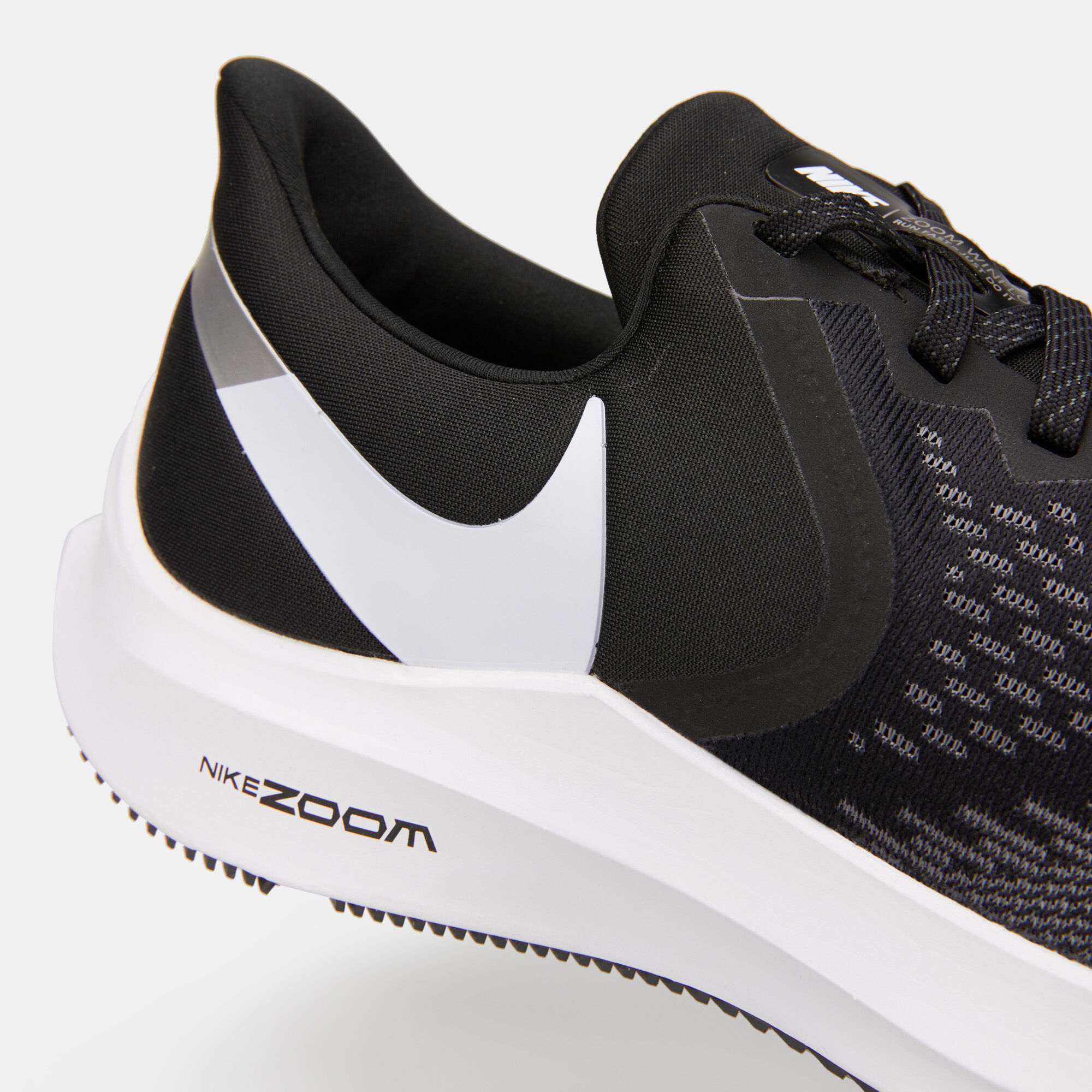 Nike zoom deals winflo 6 4e