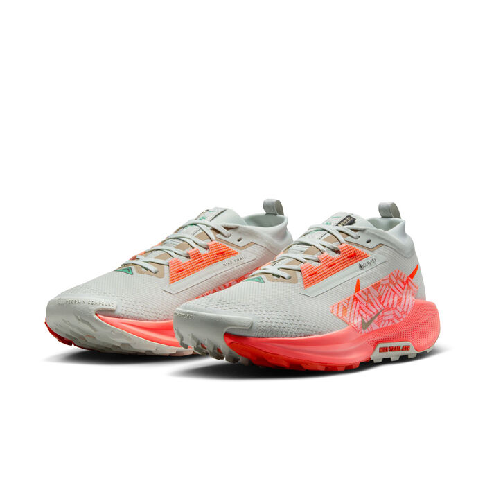 Nike Men's Pegasus Trail 5 GORE-TEX Waterproof Trail-Running Shoes Grey Nike Men's Pegasus Trail 5 GORE-TEX Waterproof Trail-Running Shoes Grey image number 1