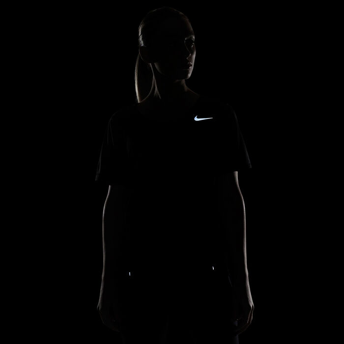 Nike Women's City Sleek Running T-Shirt Black Nike Women's City Sleek Running T-Shirt Black image number 3