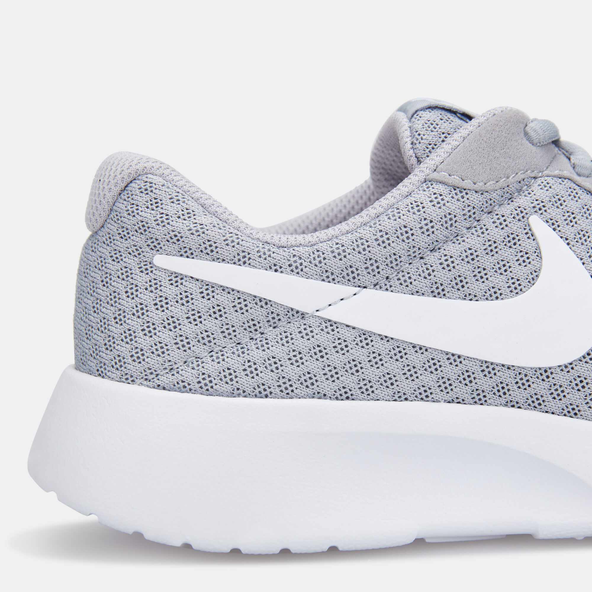 Nike tanjun grey kids on sale