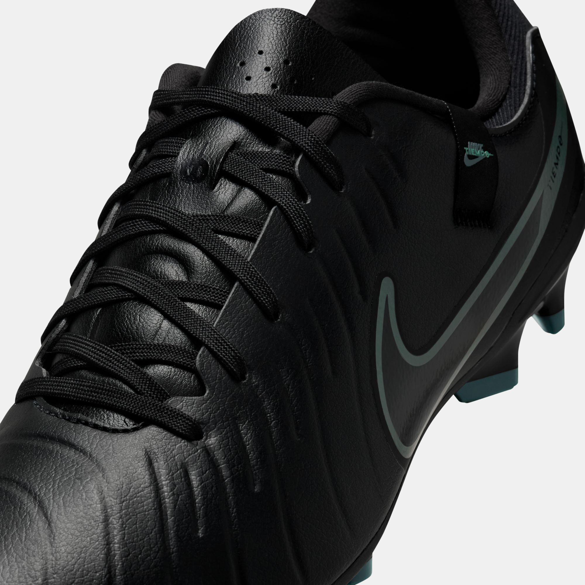 Nike tiempo genio football boots store