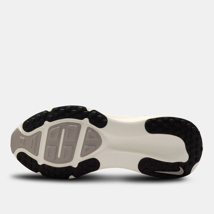 Nike Men's Vomero 18 Road Running Shoes Ivory Nike Men's Vomero 18 Road Running Shoes Ivory image number 3