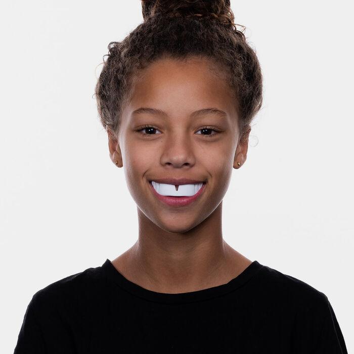 OPRO UFC Snap Fit MMA Mouth Guard White OPRO UFC Snap Fit MMA Mouth Guard White image number 3