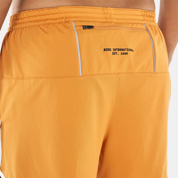 Nike Men's Dri-FIT Heritage 4-inch Knit Brief-Lined Running Shorts Orange Nike Men's Dri-FIT Heritage 4-inch Knit Brief-Lined Running Shorts Orange image number 3