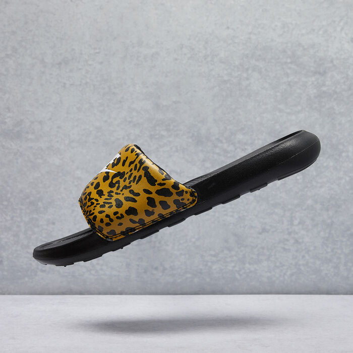 Women's Victori One Printed Slide Women's Victori One Printed Slide image number 0
