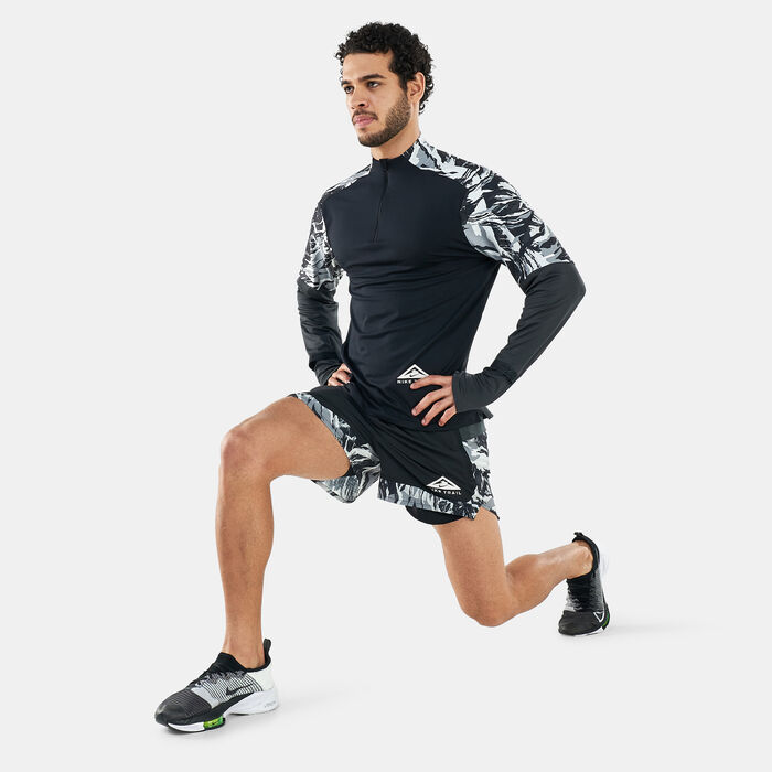 Nike Men's Dri-FIT Element 1/2-Zip Trail Running Top Nike Men's Dri-FIT Element 1/2-Zip Trail Running Top image number 2