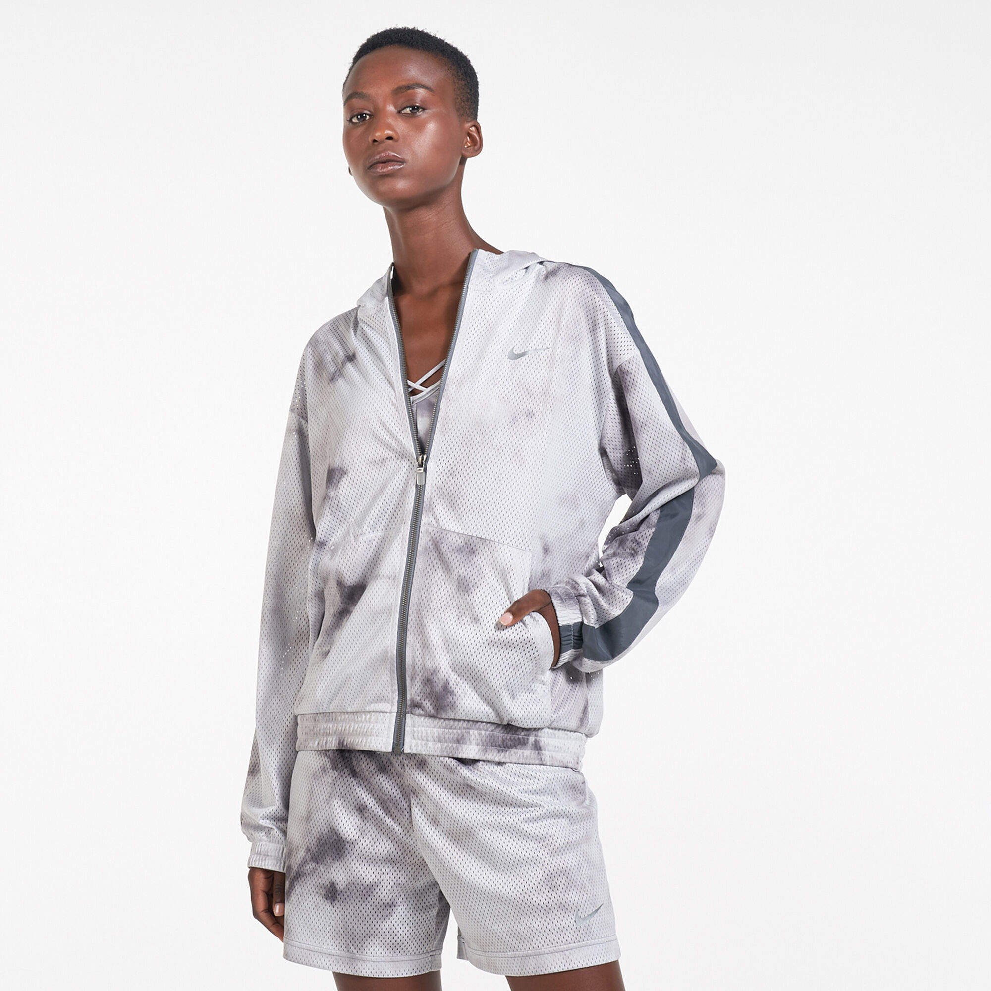 Buy Nike Women s Sportswear Icon Clash Mesh Jacket Grey in KSA SSS