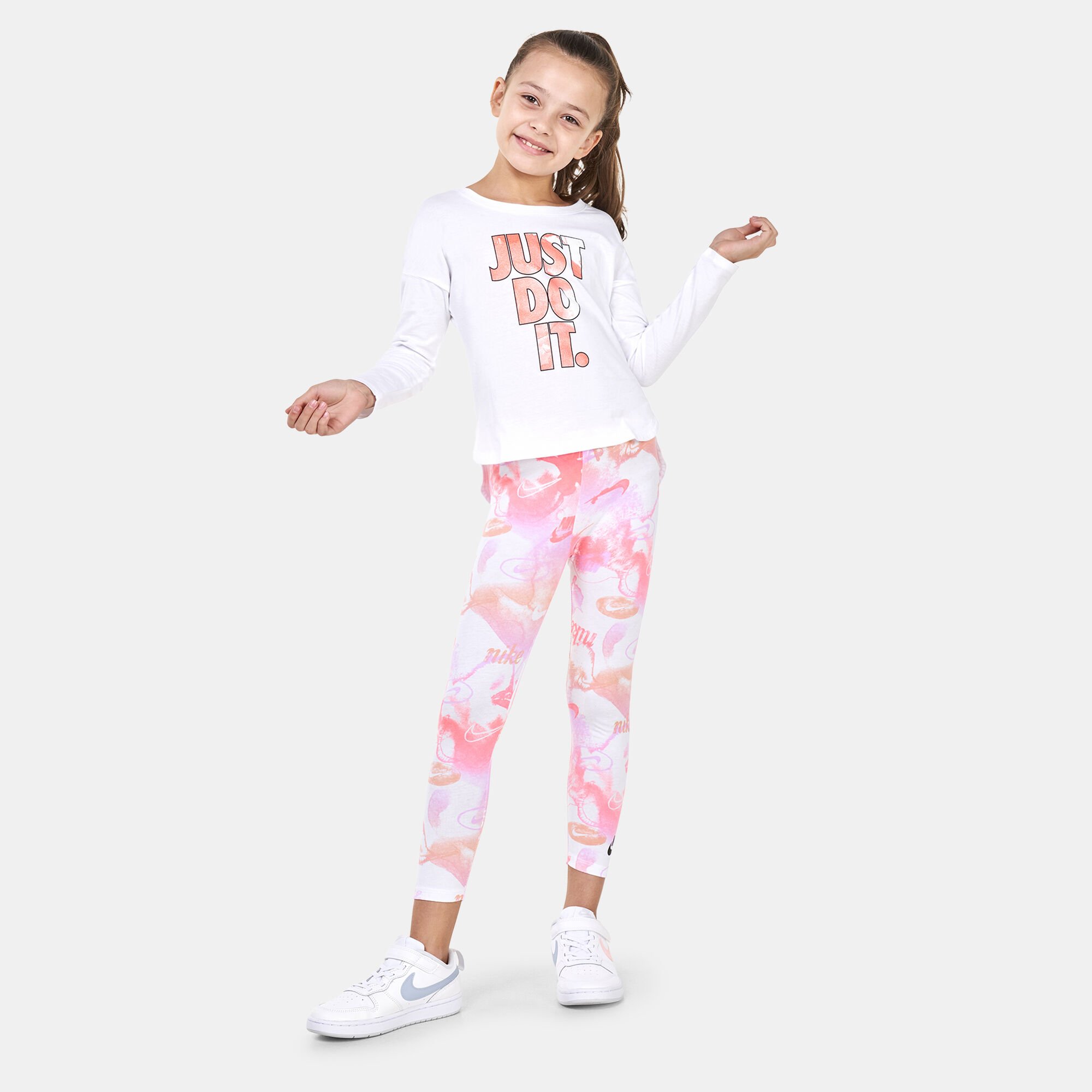 Kids Summer Daze Tunic And Leggings Set Young Kids Pink Nike in KSA SSS
