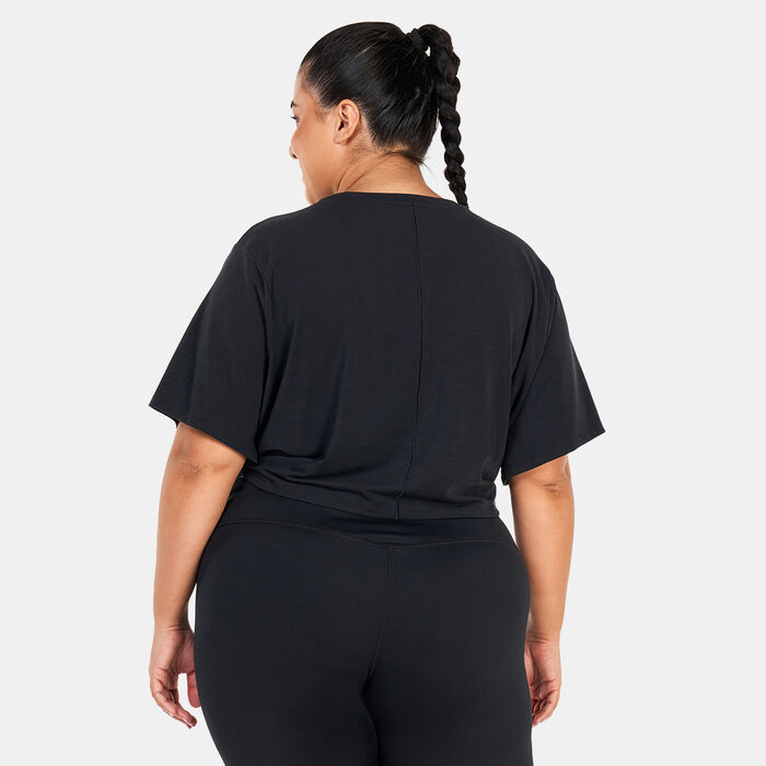 Nike Women's Dri-FIT One Luxe Twist T-Shirt (Plus Size) Black Nike Women's Dri-FIT One Luxe Twist T-Shirt (Plus Size) Black image number 1