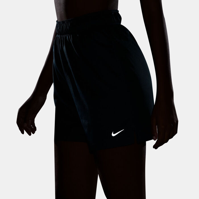 Nike Women's Attack Dri-FIT Fitness Training Shorts Blue Nike Women's Attack Dri-FIT Fitness Training Shorts Blue image number 4