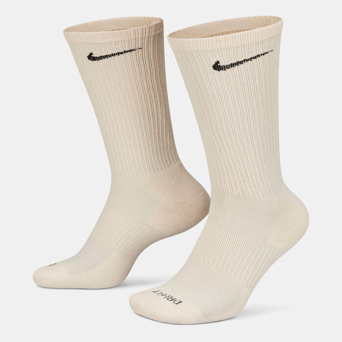 Nike Men's Everyday Plus Cushioned Training Crew Socks (6 Pairs) Beige Nike Men's Everyday Plus Cushioned Training Crew Socks (6 Pairs) Beige image number 0