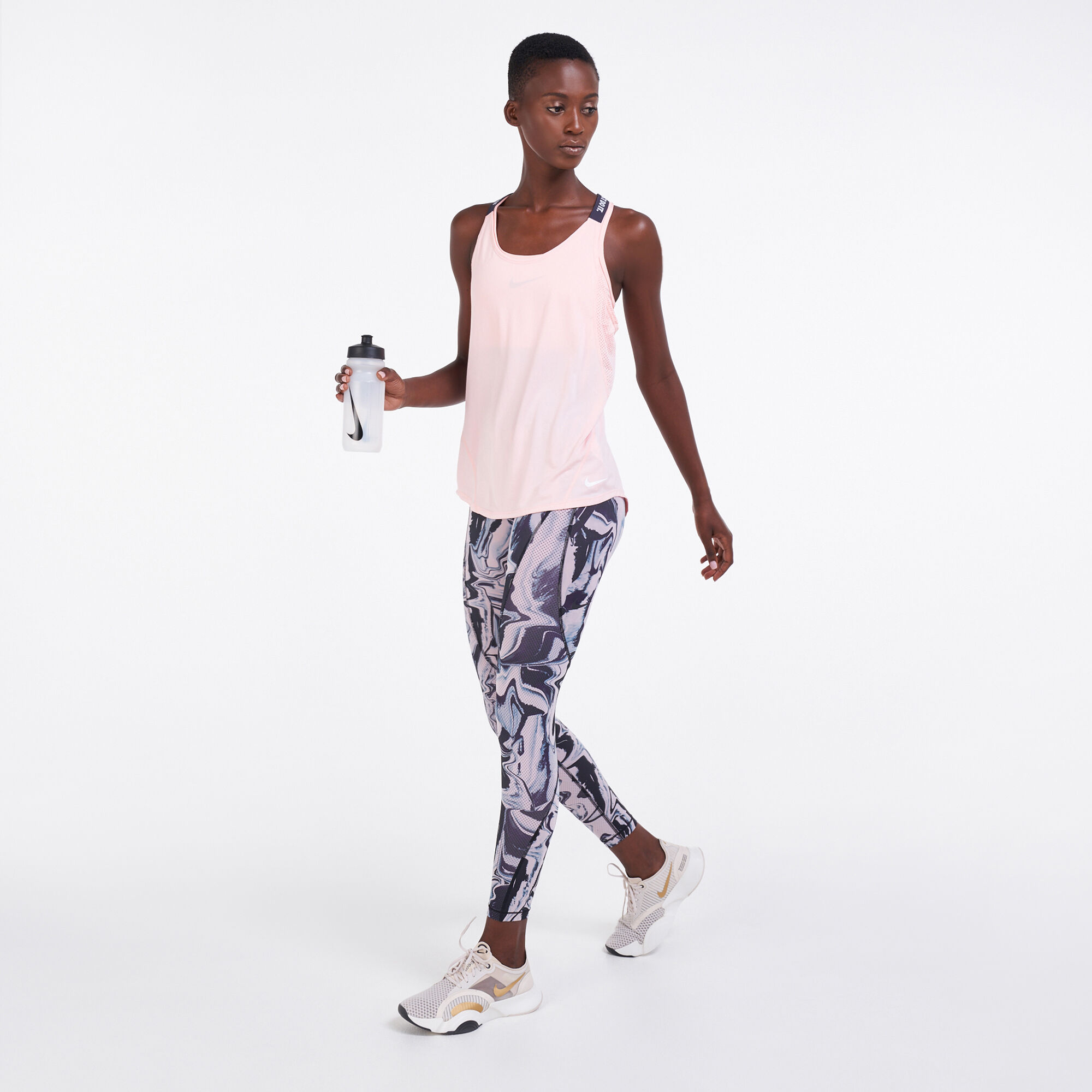 Nike pro hypercool hotsell women's