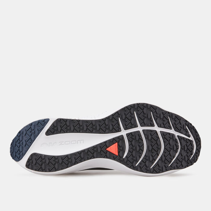 Men's Zoom Winflo 8 Shield Shoe Men's Zoom Winflo 8 Shield Shoe image number 3