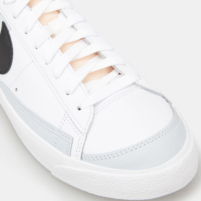 Buy Nike Men's Blazer Mid '77 Vintage Shoe White in KSA -SSS