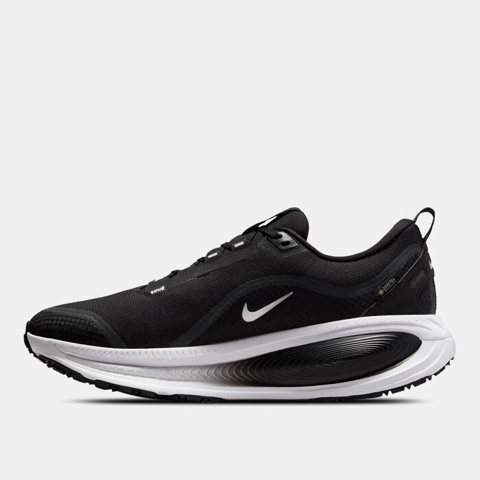Nike Men's Vomero 18 GORE-TEX Road Running Shoes Grey image number 2