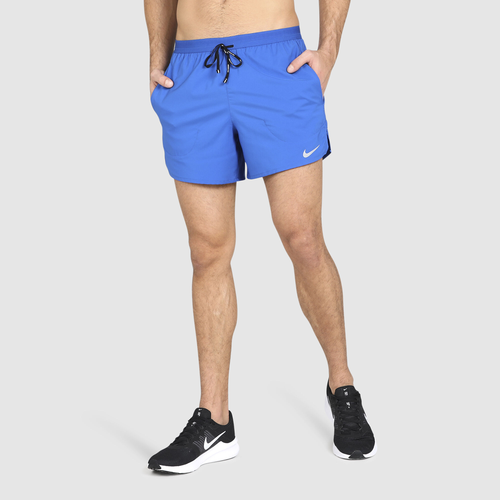 Nike flex shop stride shorts blue