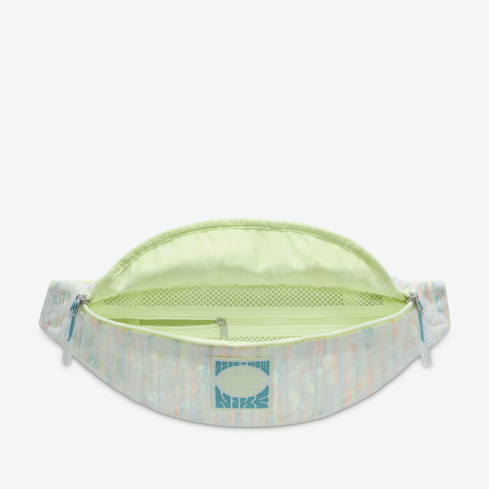 Nike Heritage Hip Pack White image number 4