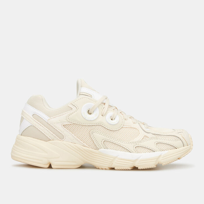 adidas Originals Women's Astir Shoe Beige adidas Originals Women's Astir Shoe Beige image number 0