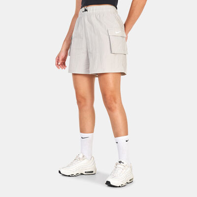 Nike Women's Sportswear Essential Woven Shorts Grey