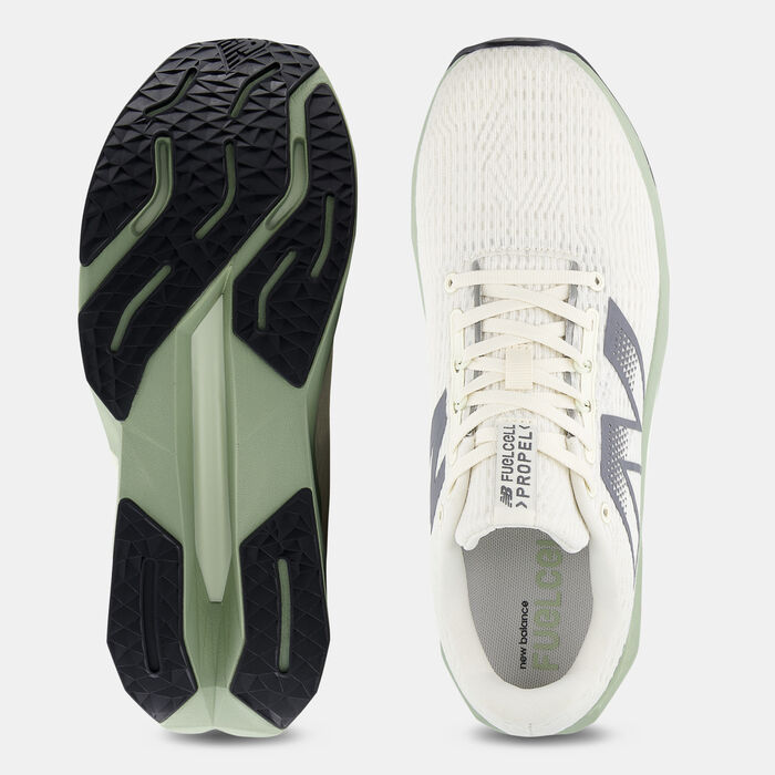 New Balance Men's FuelCell Propel v5 Shoes Beige New Balance Men's FuelCell Propel v5 Shoes Beige image number 4