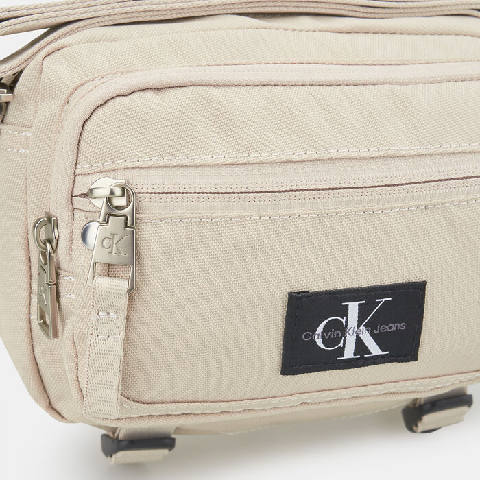 Calvin Klein Men's Sport Essentials Shoulder Bag Beige image number 3