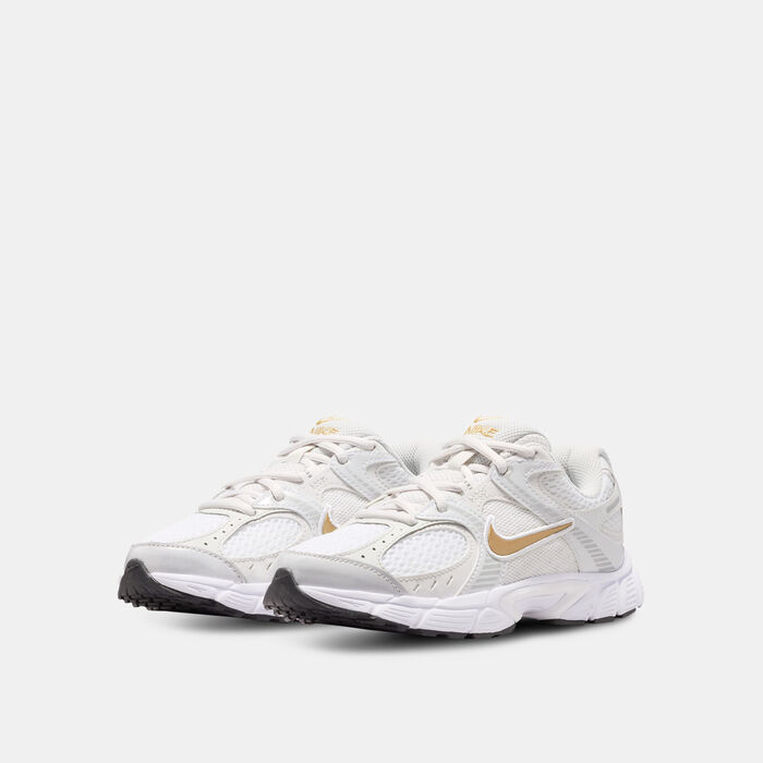 Nike Kids' V5 RNR Shoes White Nike Kids' V5 RNR Shoes White image number 1