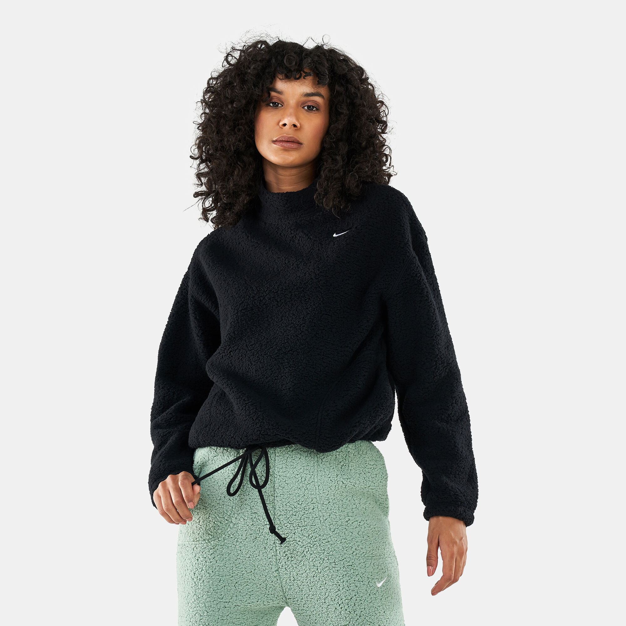 Women's nike therma training crewneck sweatshir online