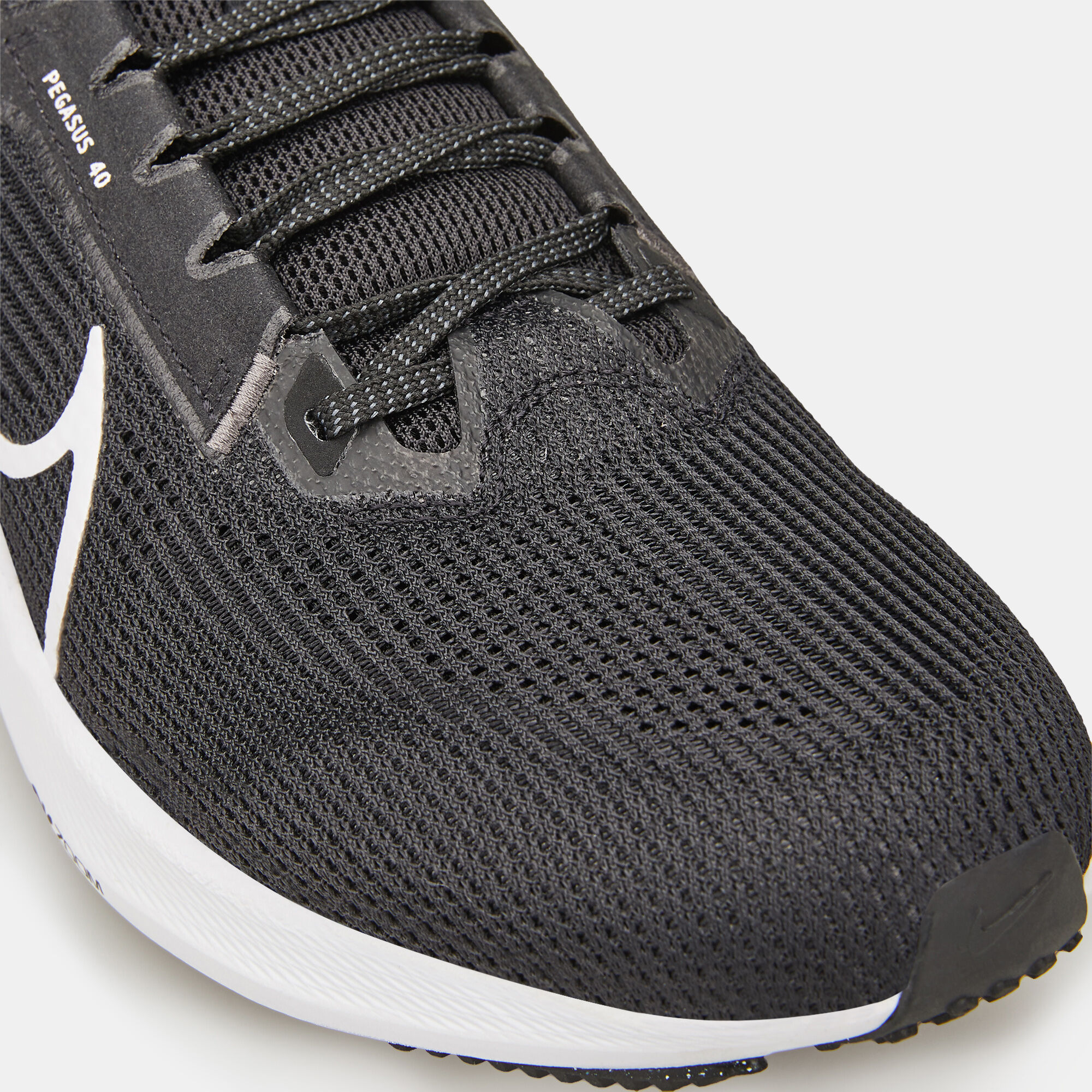 Men s Pegasus 40 Road Running Shoe